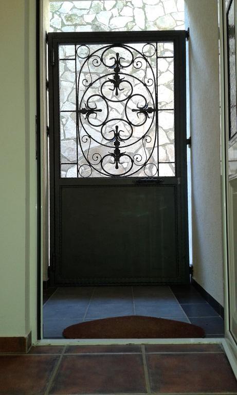 Oro Apartments Petrovac Rum bild