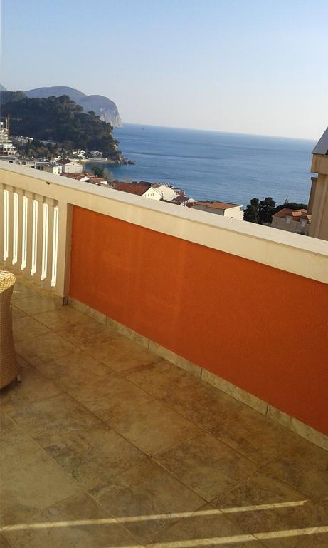 Oro Apartments Petrovac Rum bild