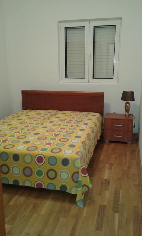 Oro Apartments Petrovac Rum bild