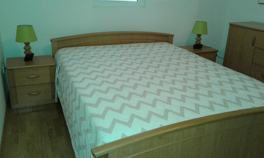 Oro Apartments Petrovac Rum bild
